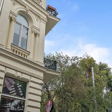 Charm 2br Unirii Square * Bükreş