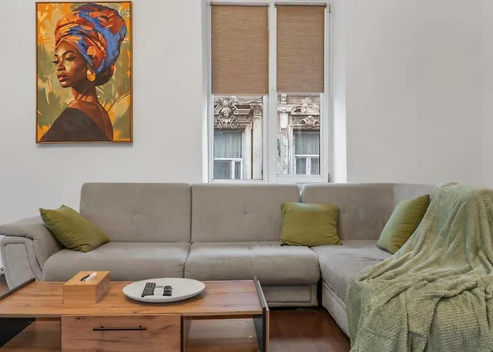 Charm 2br Unirii Square